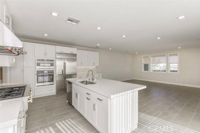 132 Chorus - Photo 6 of 8