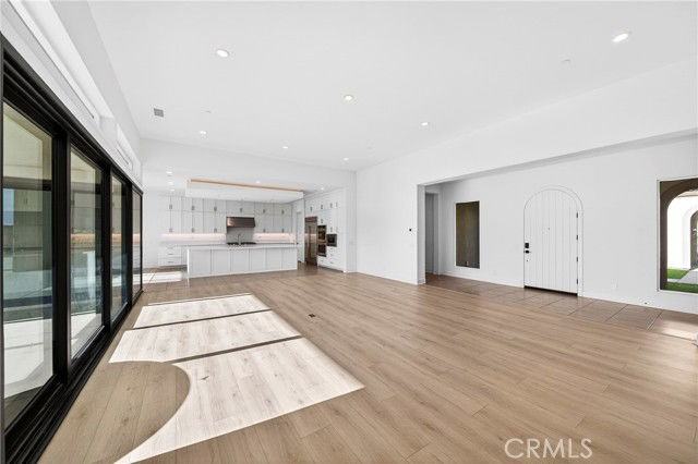 18431 Boulder Blf - Photo 6 of 8