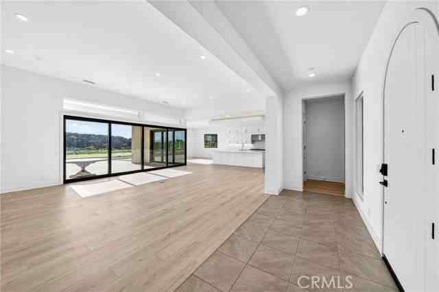 18431 Boulder Blf - Photo 7 of 8