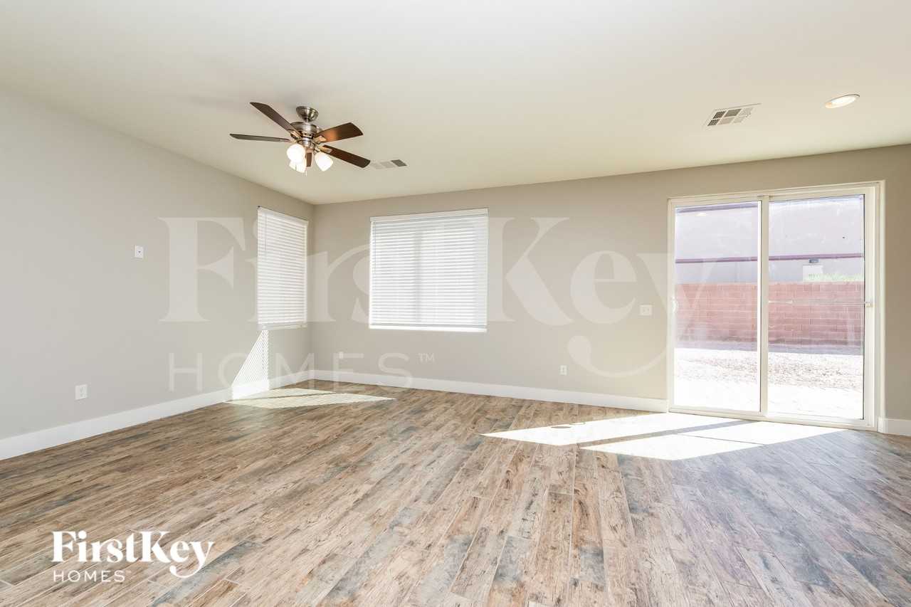 5712 Nobleton Ct - Photo 2 of 19