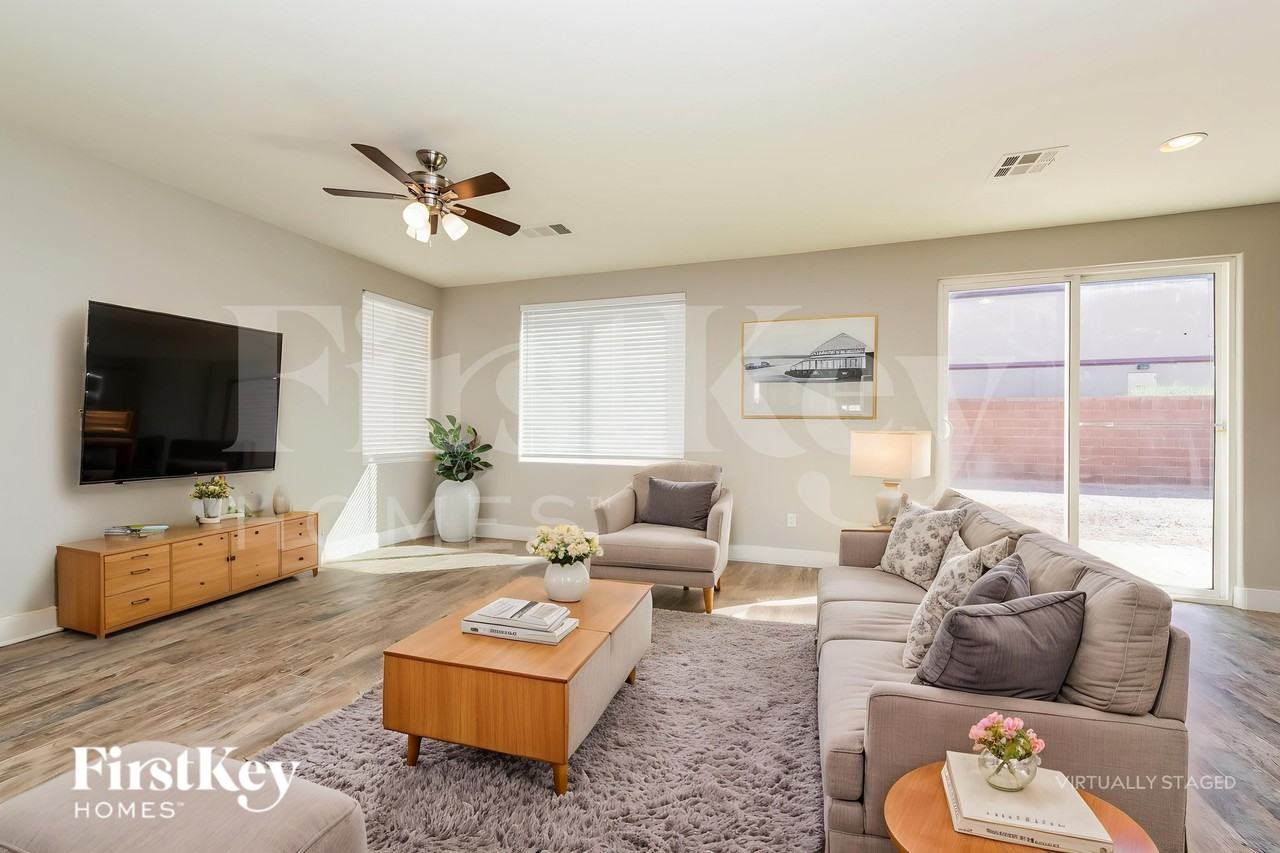 5712 Nobleton Ct - Photo 3 of 19