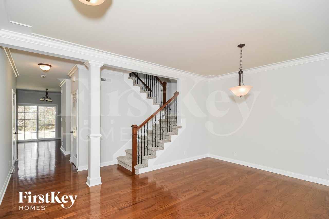 388 Abeline Dr - Photo 7 of 19