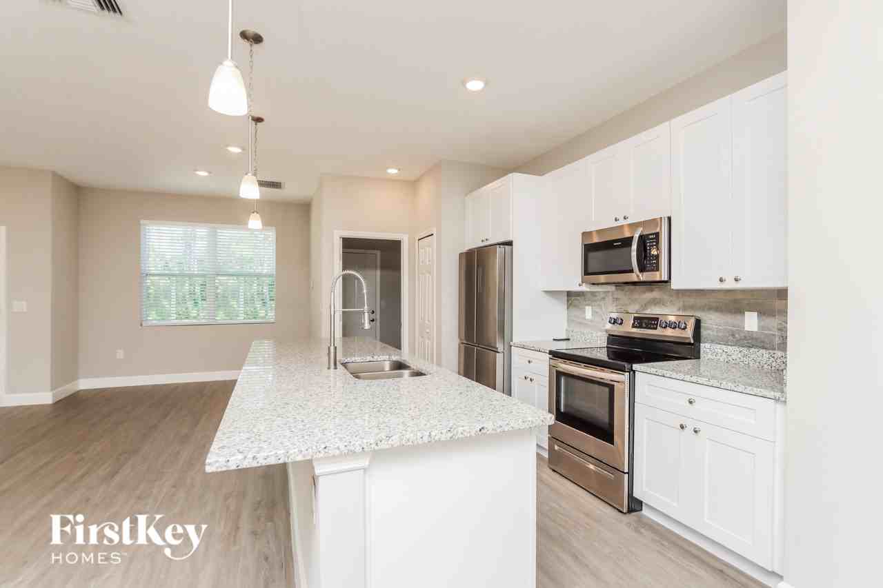 164 Todd St Se - Photo 6 of 16