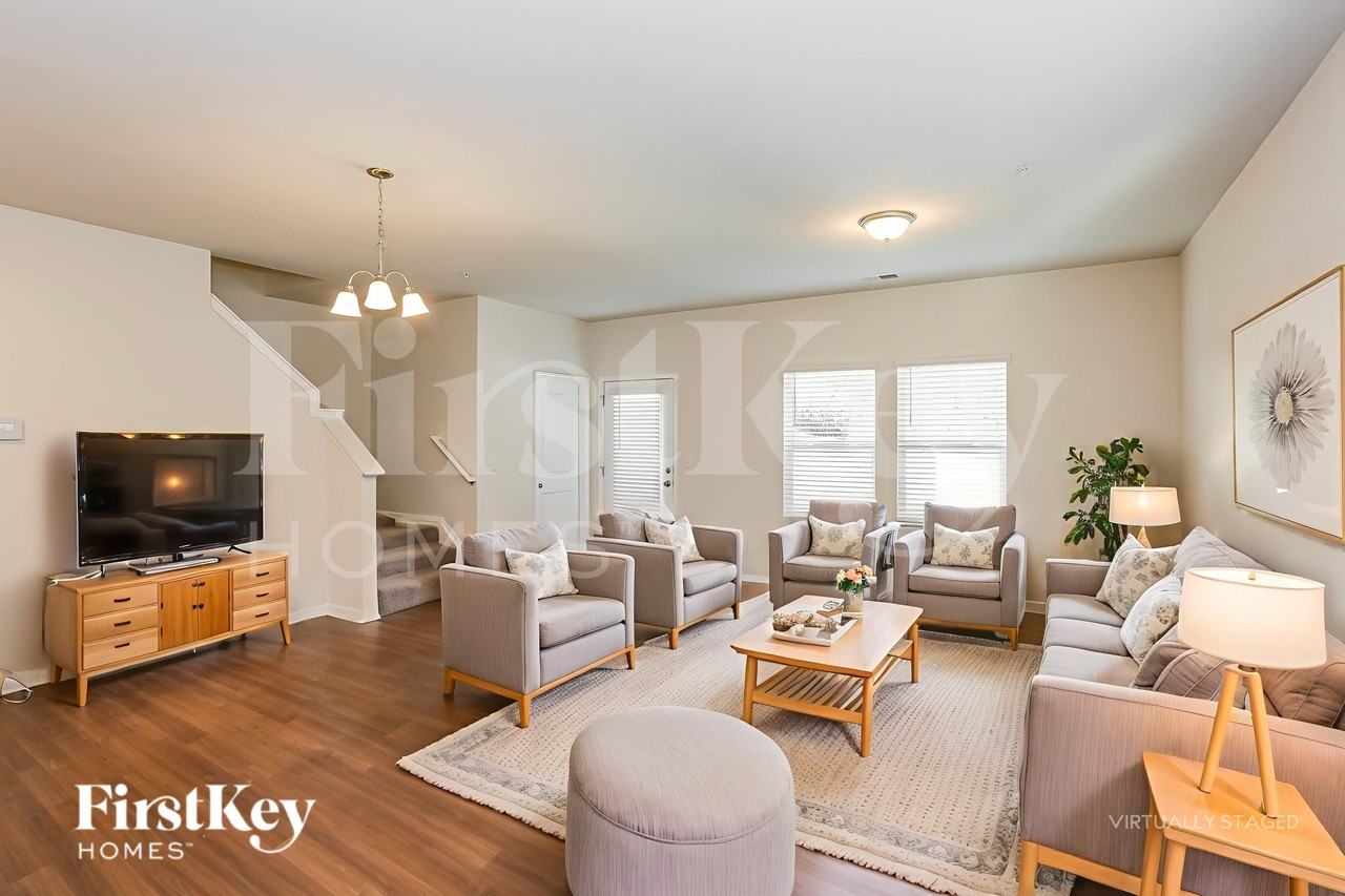 9413 Coddle Ct Nw - Photo 5 of 19