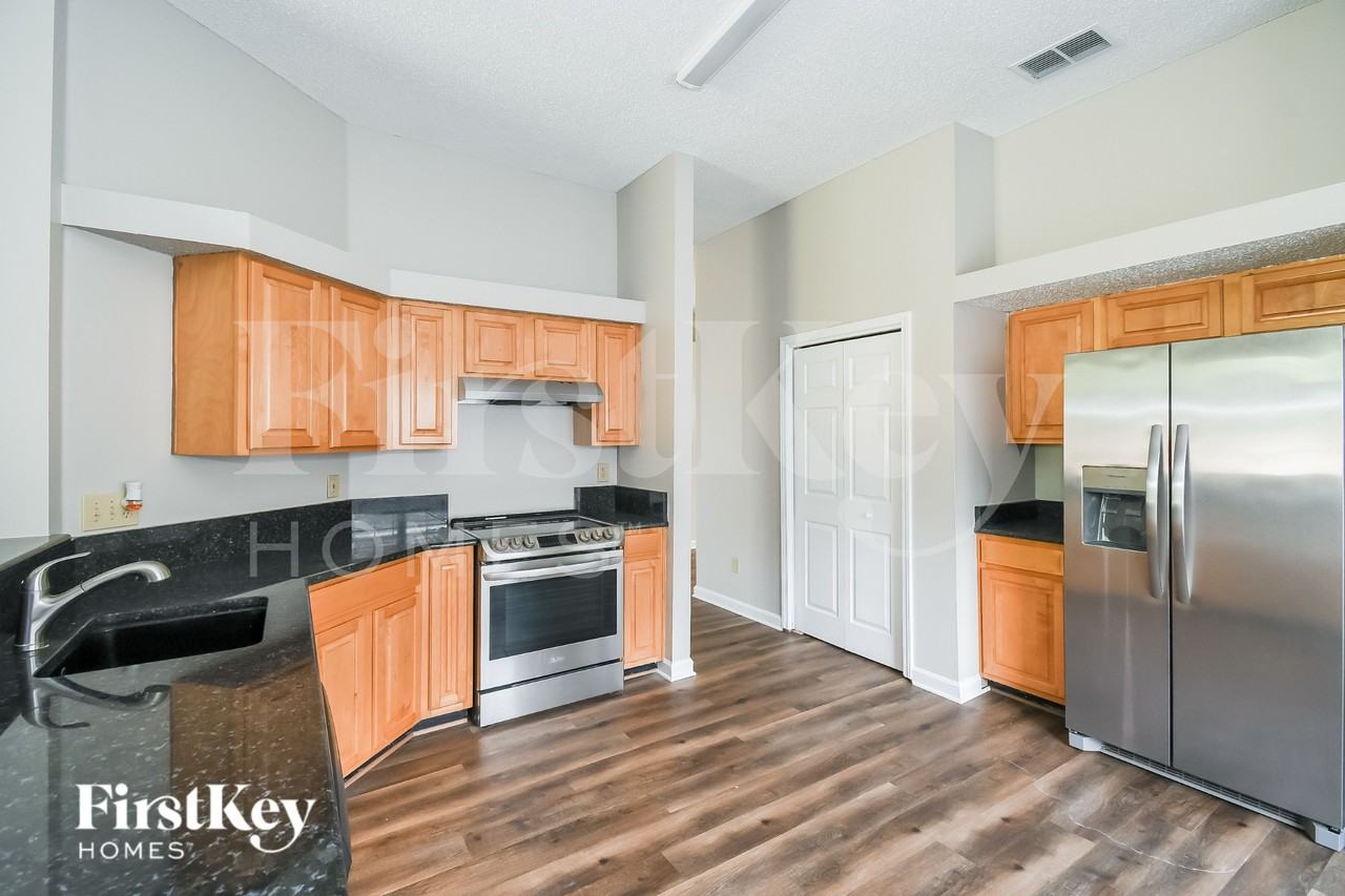 4333 Pebble Brook Dr - Photo 5 of 15