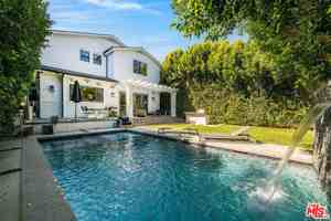 featured image of 4268 Colbath Ave