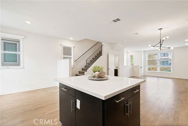 2700 E Chaucer St #14 - Photo 6 of 8