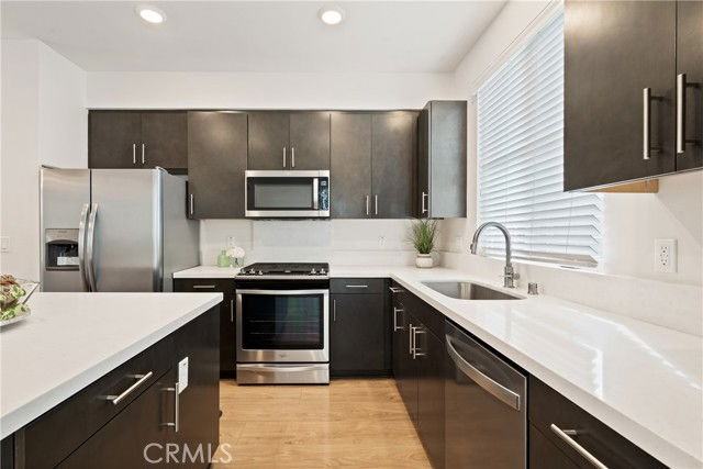 2700 E Chaucer St #14 - Photo 7 of 8