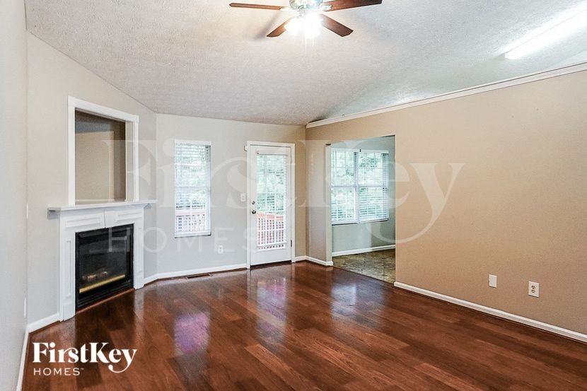 8439 Browns Mill Trce - Photo 3 of 15