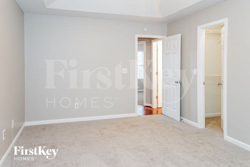 8439 Browns Mill Trce - Photo 7 of 15