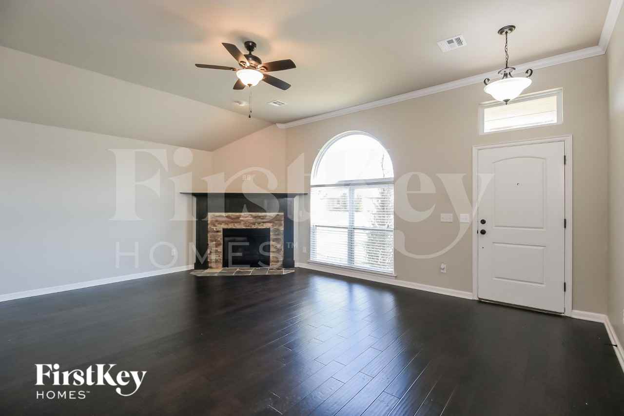 4225 Nw 155th St - Photo 3 of 18