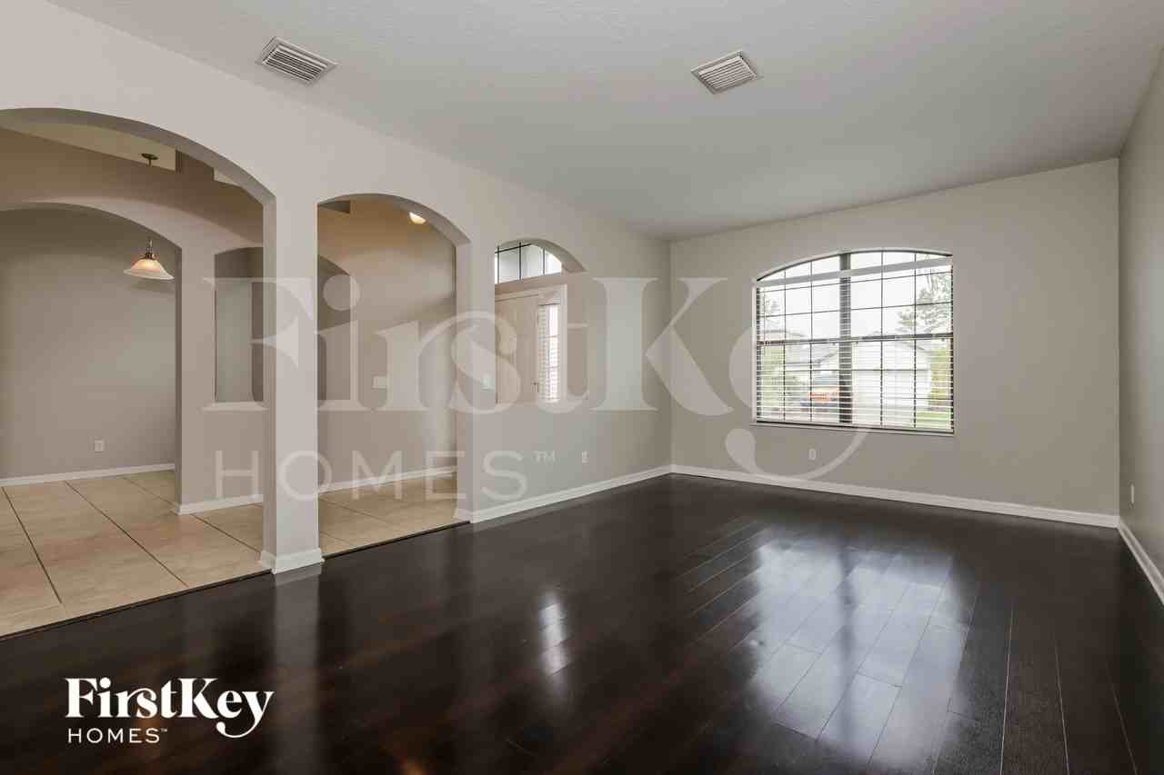 8507 White Poplar Dr - Photo 6 of 15