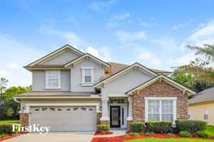 featured image of 2060 Heritage Oaks Ct