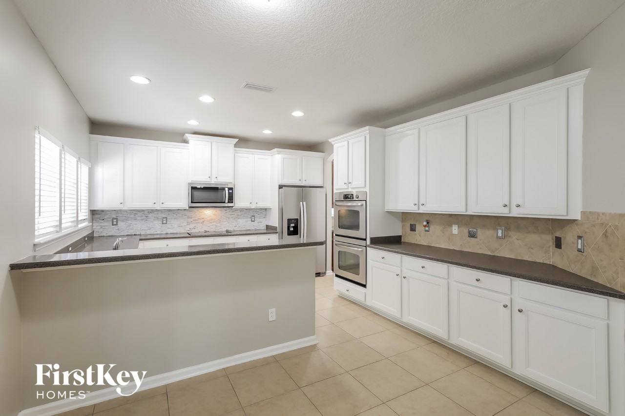 2060 Heritage Oaks Ct - Photo 7 of 15