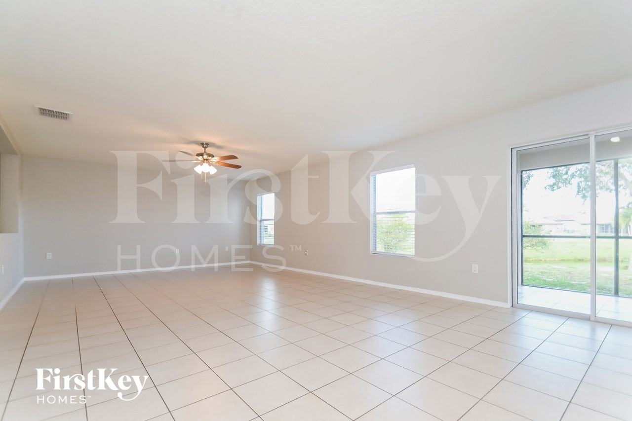 234 Star Shell Dr - Photo 3 of 18