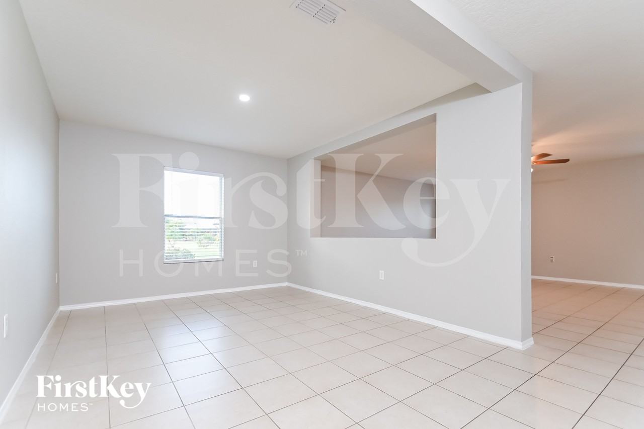 234 Star Shell Dr - Photo 5 of 18