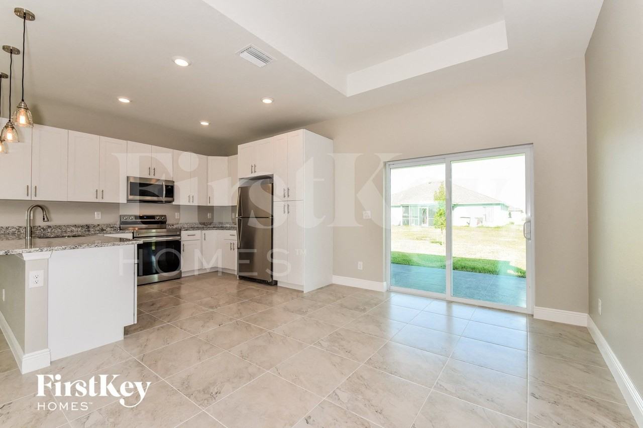 309 Nw 20th Ter - Photo 6 of 15