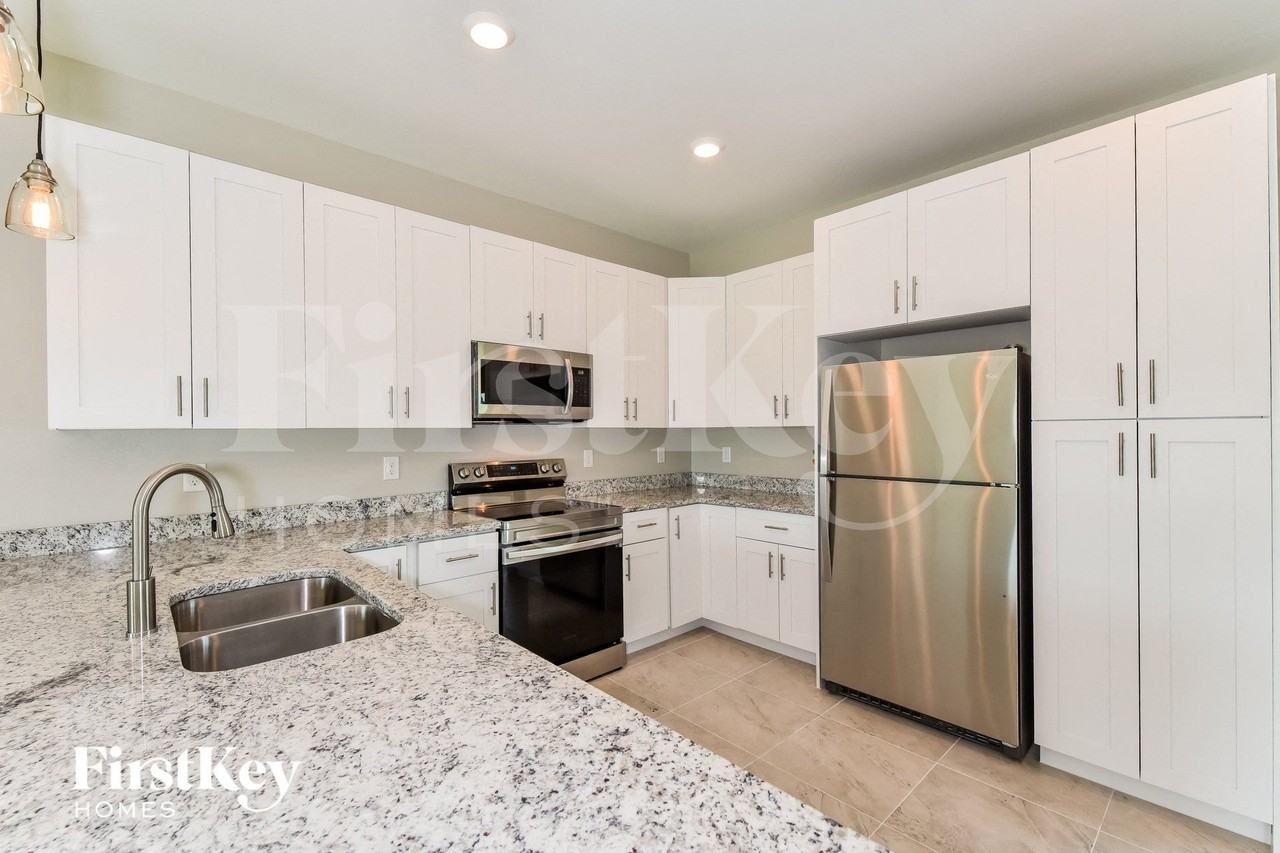 309 Nw 20th Ter - Photo 7 of 15