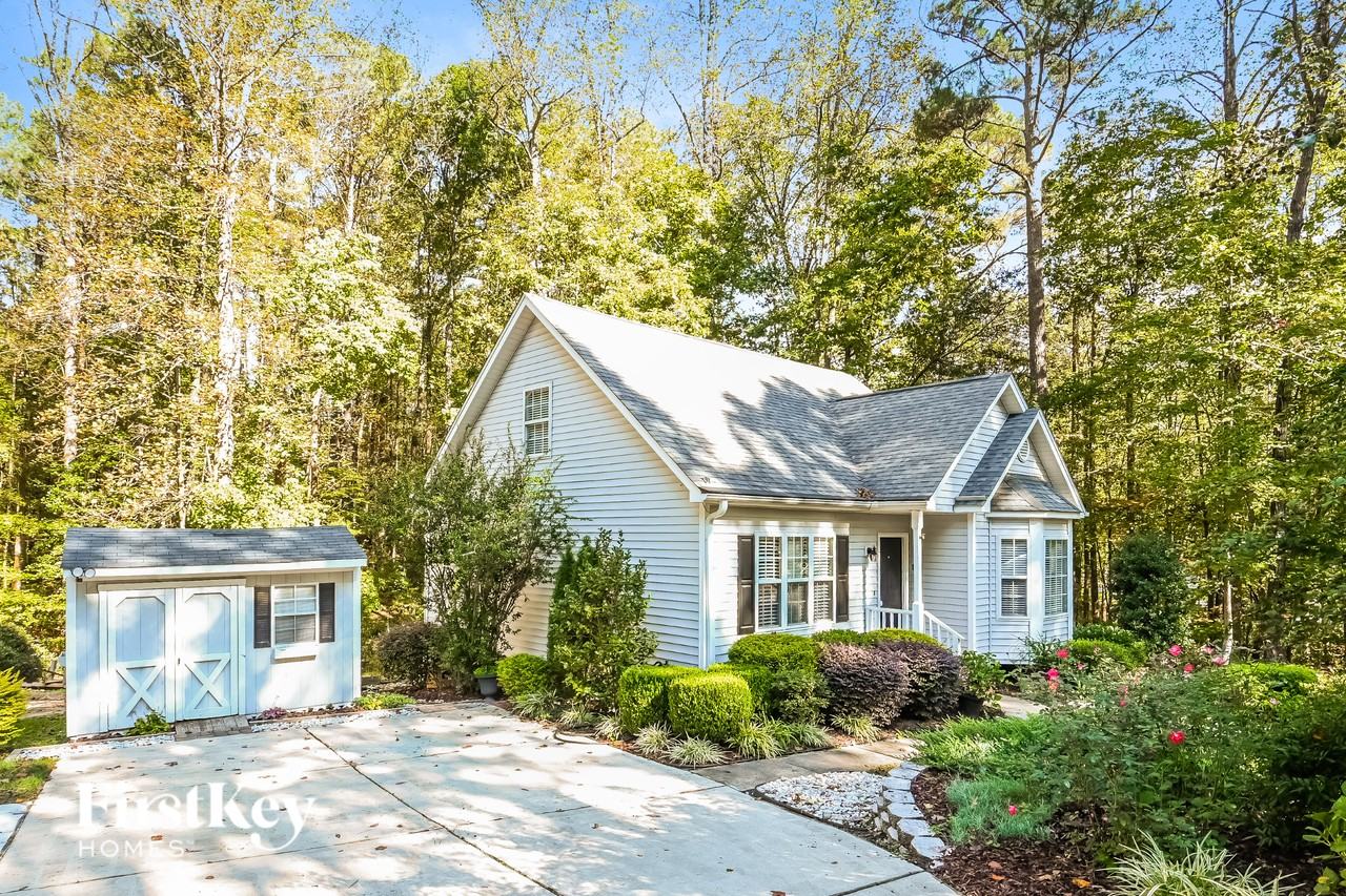 8900 Juaquin Ln - Photo 2 of 15