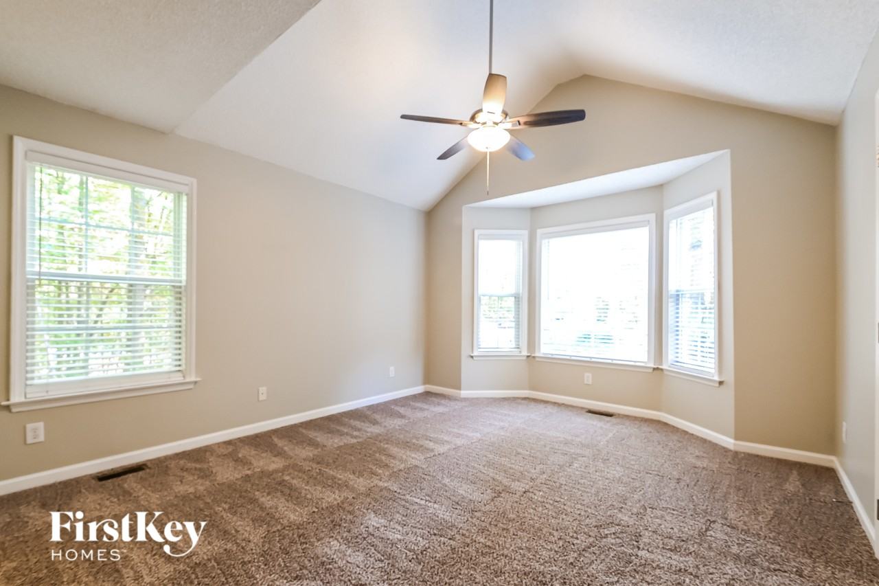 8900 Juaquin Ln - Photo 7 of 15