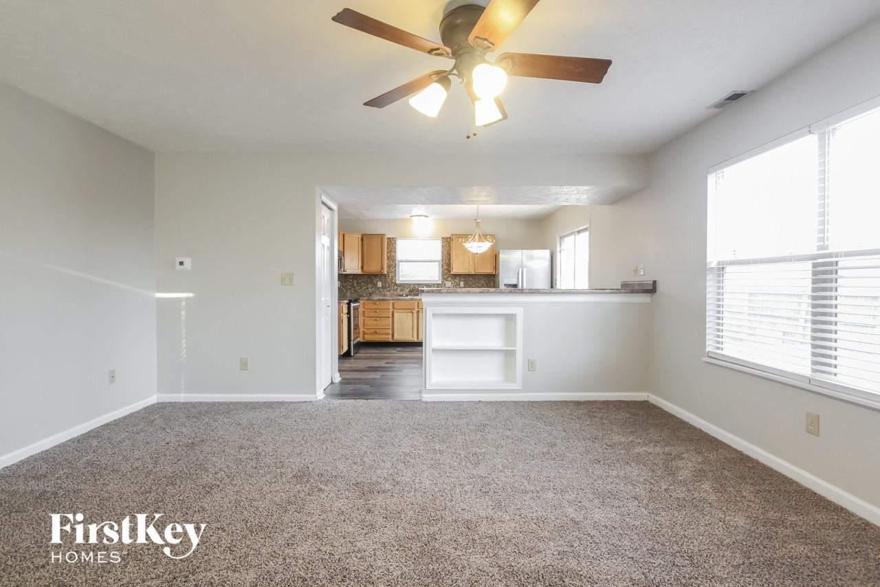 6243 Glen Flint Ct - Photo 5 of 15