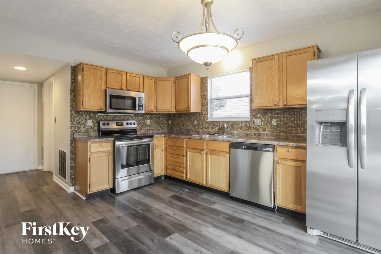 6243 Glen Flint Ct - Photo 6 of 15