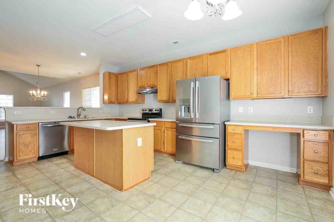 5611 David Christian Pl - Photo 6 of 16