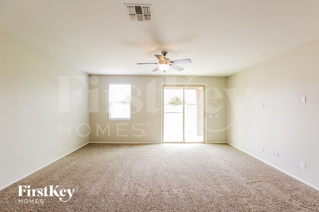 18333 W Onyx Ave - Photo 6 of 16