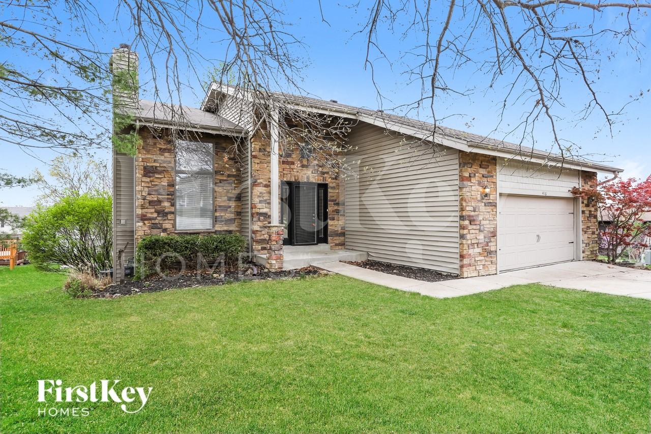 416 Oak Pl - Photo 2 of 15