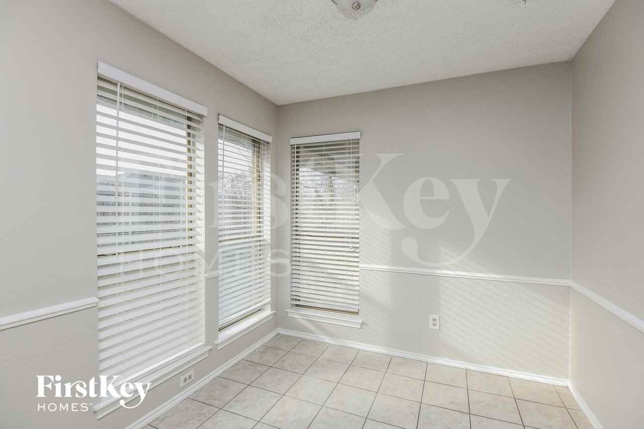 5108 Conchos Trl - Photo 5 of 15