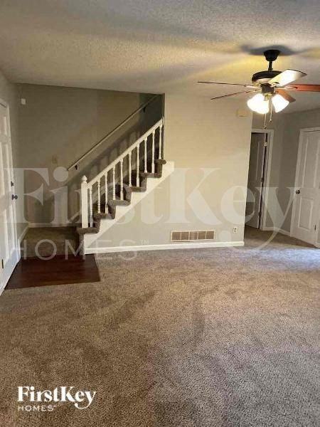 4430 Lost Mountain Dr - Photo 2 of 15