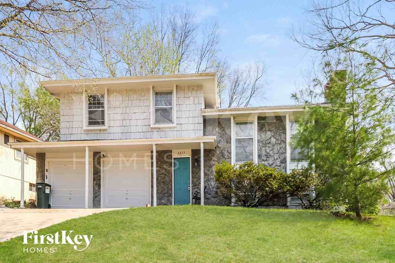 5823 Nw Aspen Ln - Photo 2 of 14