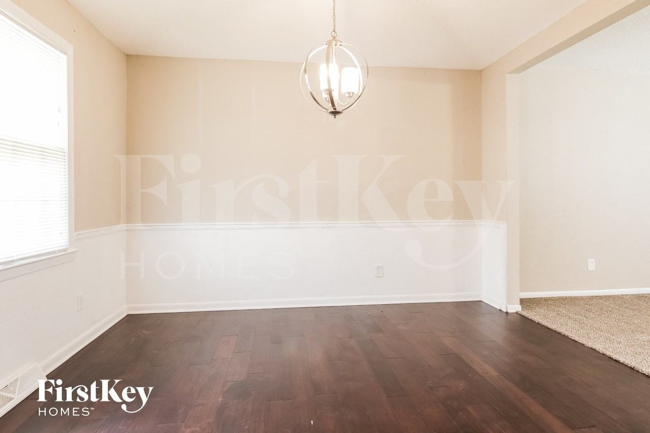 5823 Nw Aspen Ln - Photo 4 of 14