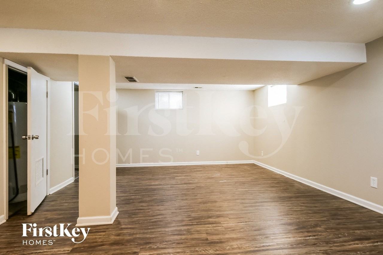 5823 Nw Aspen Ln - Photo 6 of 14