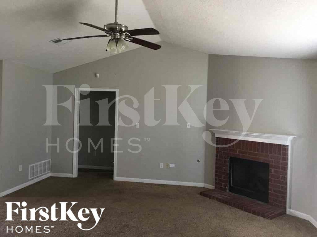 1665 Central Trails Dr - Photo 2 of 12