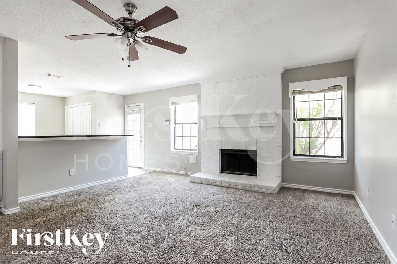 13830 Purplemartin St - Photo 3 of 18