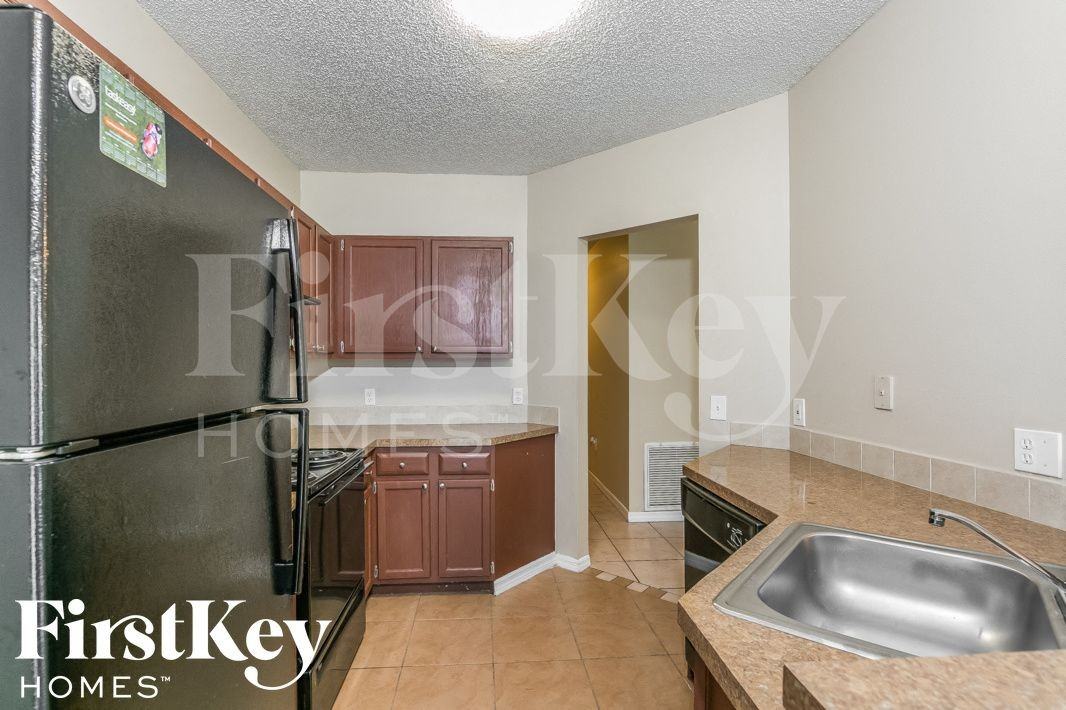 117 Marsh St - Photo 5 of 15