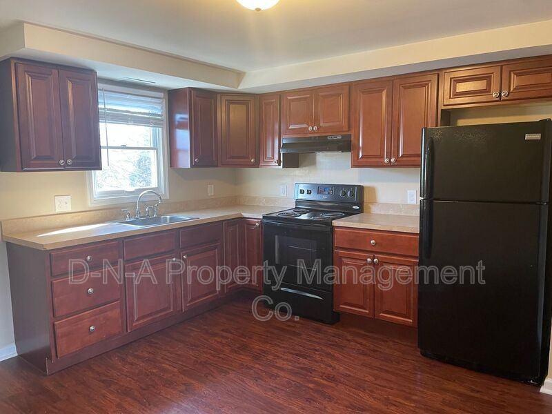 339 Race St #C6 - Photo 4 of 10