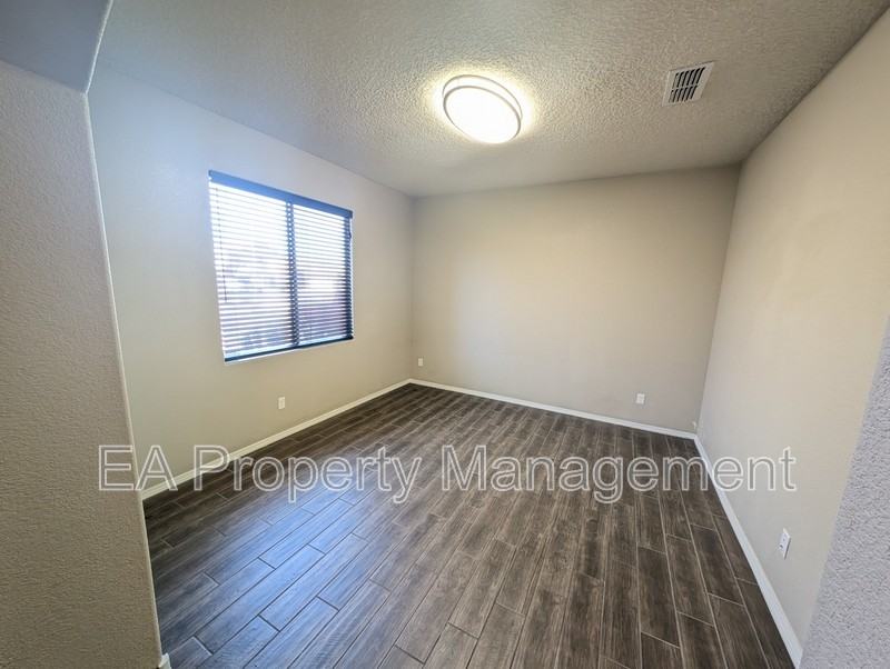 3905 Mountain Trail Loop Ne - Photo 2 of 23