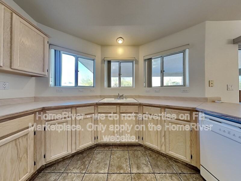 3535 Chemehuevi Blvd - Photo 7 of 28