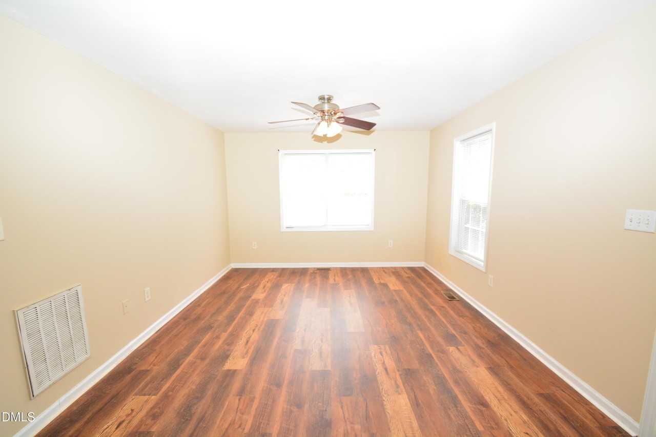 2013 S Alston Ave - Photo 3 of 11