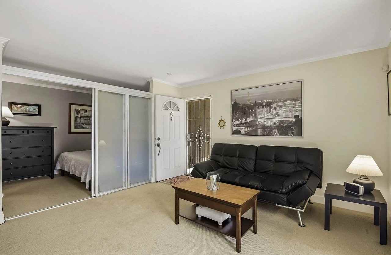 8581 Villa La Jolla Dr #G - Photo 3 of 8