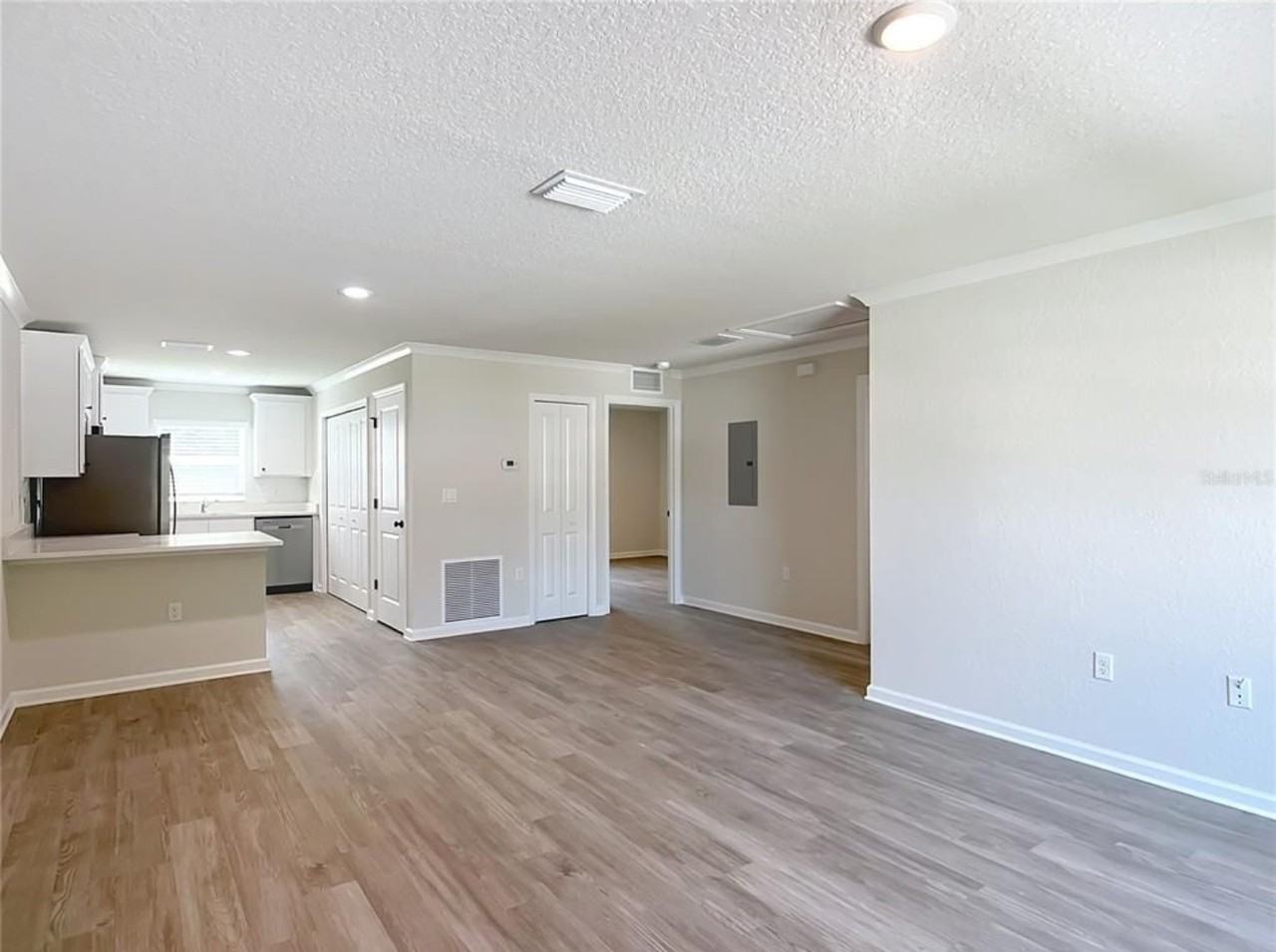 183 Midway Rd #2 - Photo 4 of 15