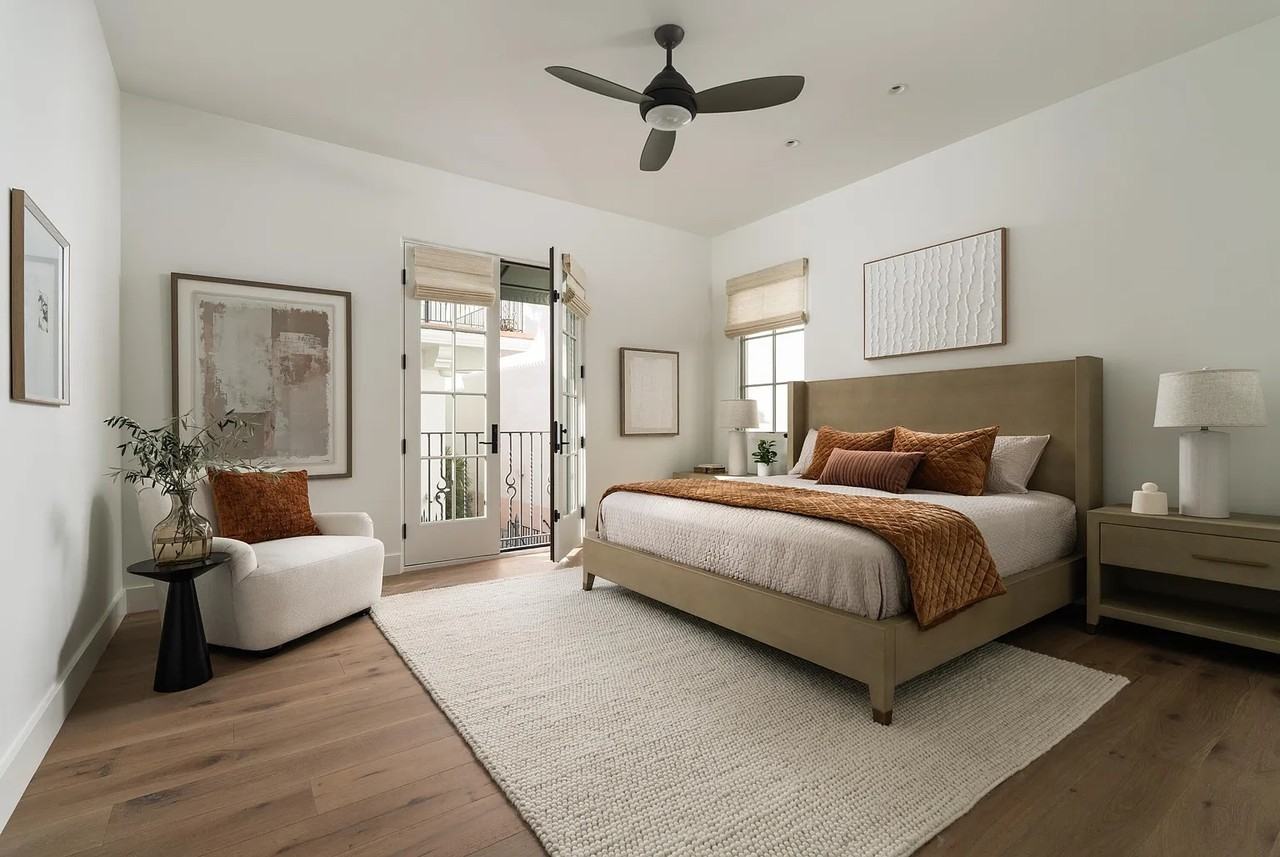 18 W Victoria St #206 - Photo 7 of 7