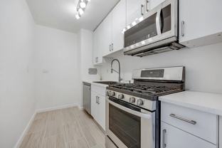 3965 52nd St #10E - Photo 1 of 1