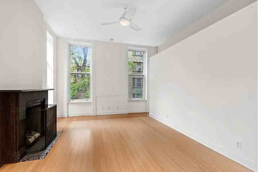 71 Orange St #22 - Photo 2 of 6