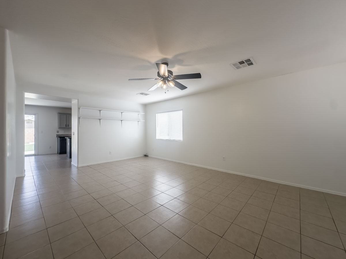 1413 S 221st Dr - Photo 4 of 23