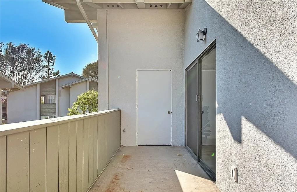 8633 Portola Ct - Photo 2 of 40