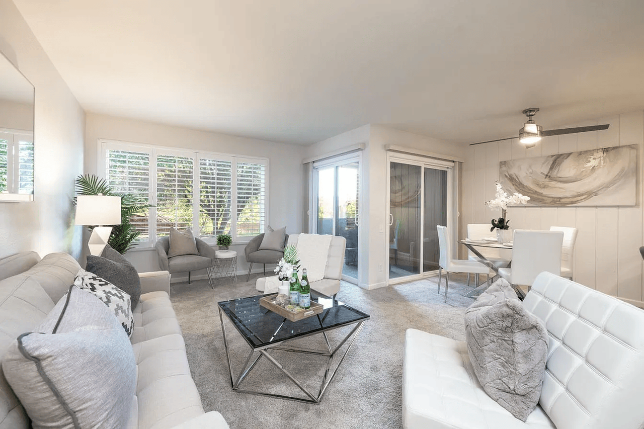 3335 La Mesa Dr - Photo 4 of 21