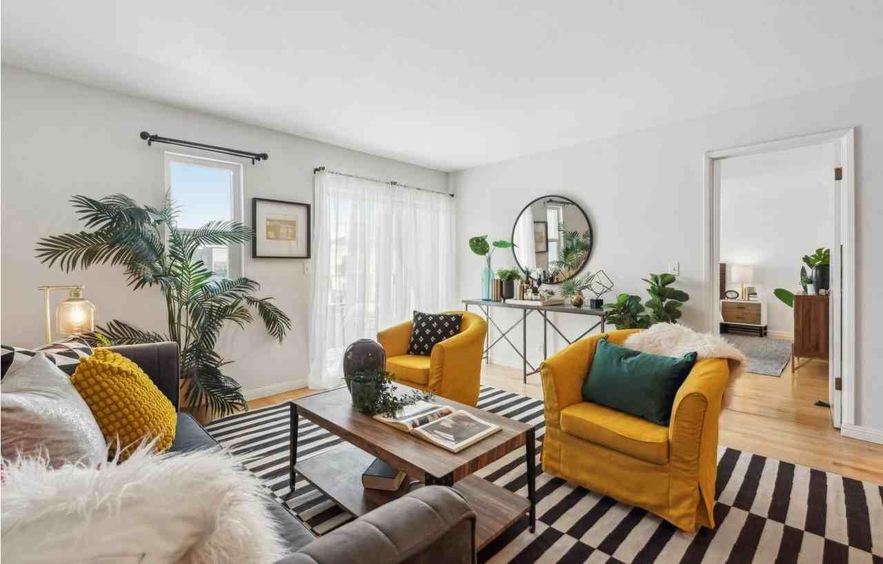 336 E 15th St - Photo 3 of 36